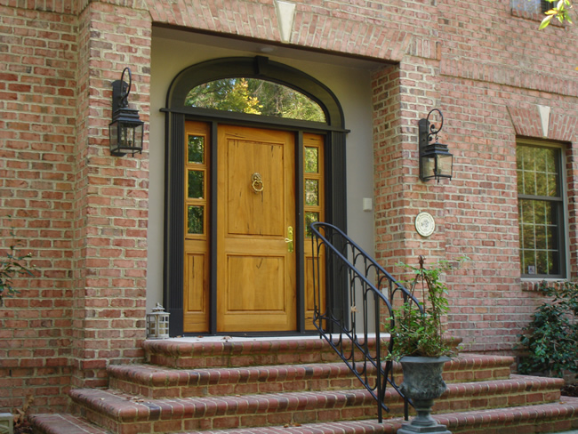 Chapel Hill - Exterior